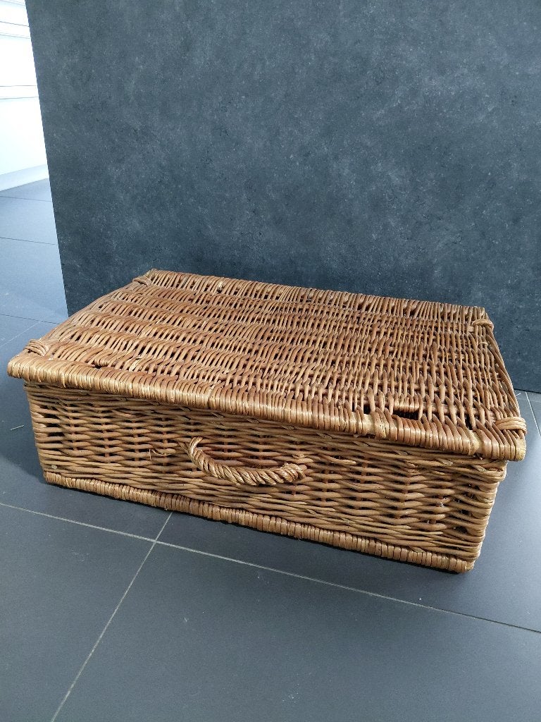 Mooie vintage rieten opbergkoffer / rotan mand, Ophalen, Mand, Gevlochten