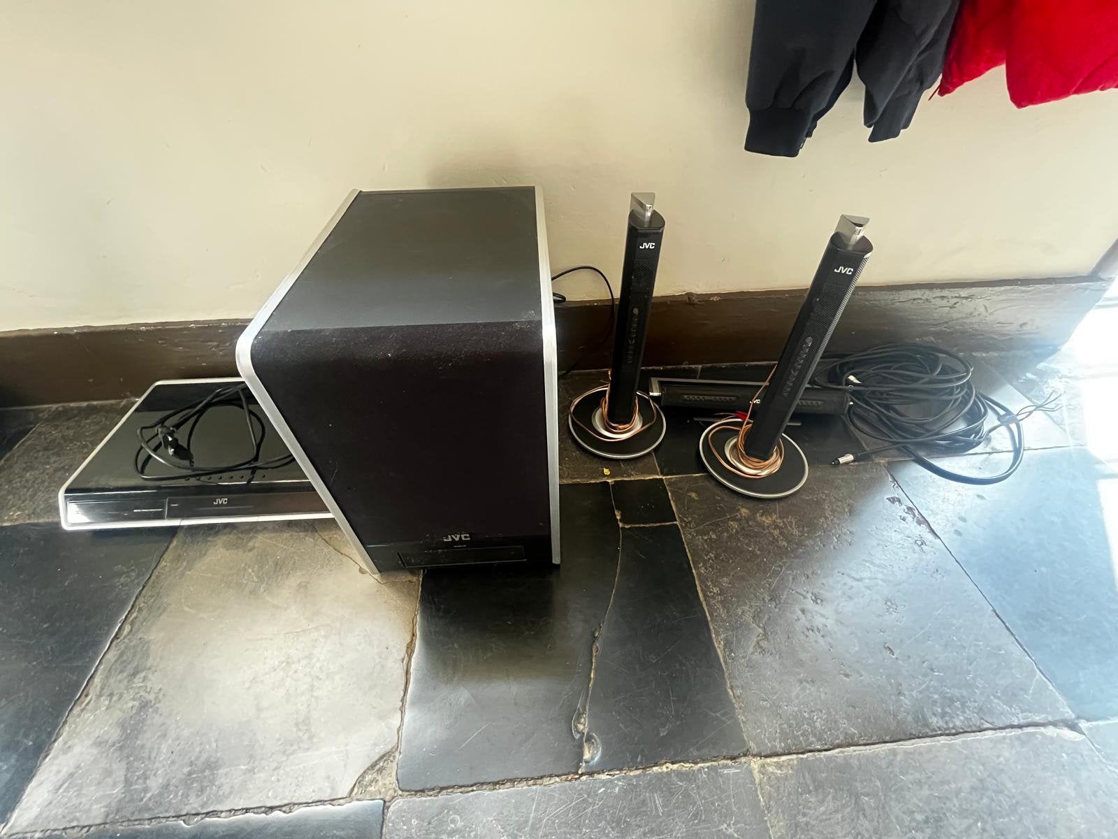 JVC set surround boxen met speler audiospeler, Audio, Tv en Foto, Luidsprekerboxen, Ophalen, Gebruikt, JVC, Inclusief kabels