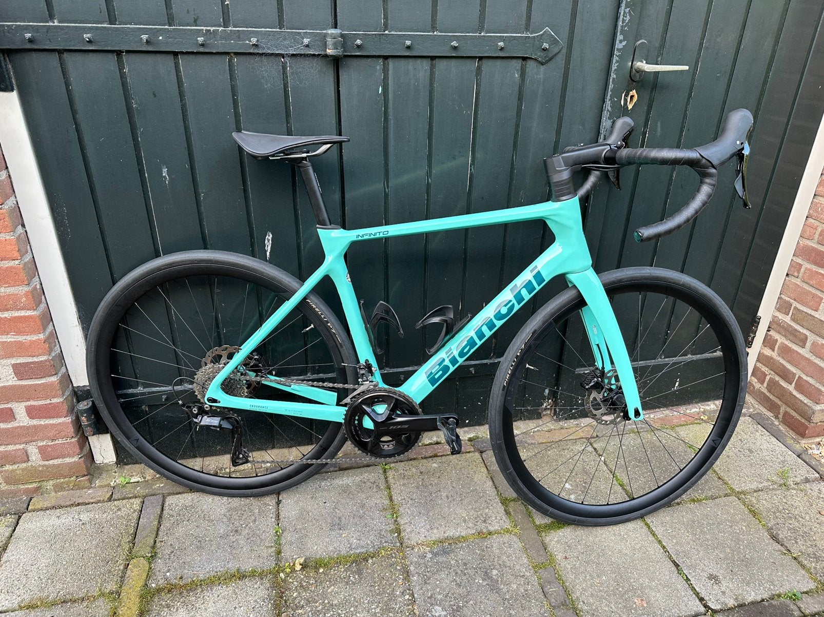Bianchi Infinito disc 55cm | 500 km Z.G.A.N. | met factuur, 28 inch, Carbon, Heren, Zo goed als nieuw