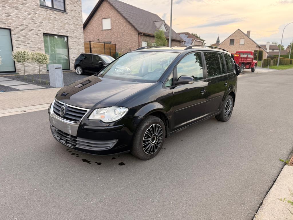 Volkswagen Touran 1.9 Diesel 5 Zitplaatsen, Auto's, Volkswagen, Zwart, Startonderbreker, Zwart, 5 deurs