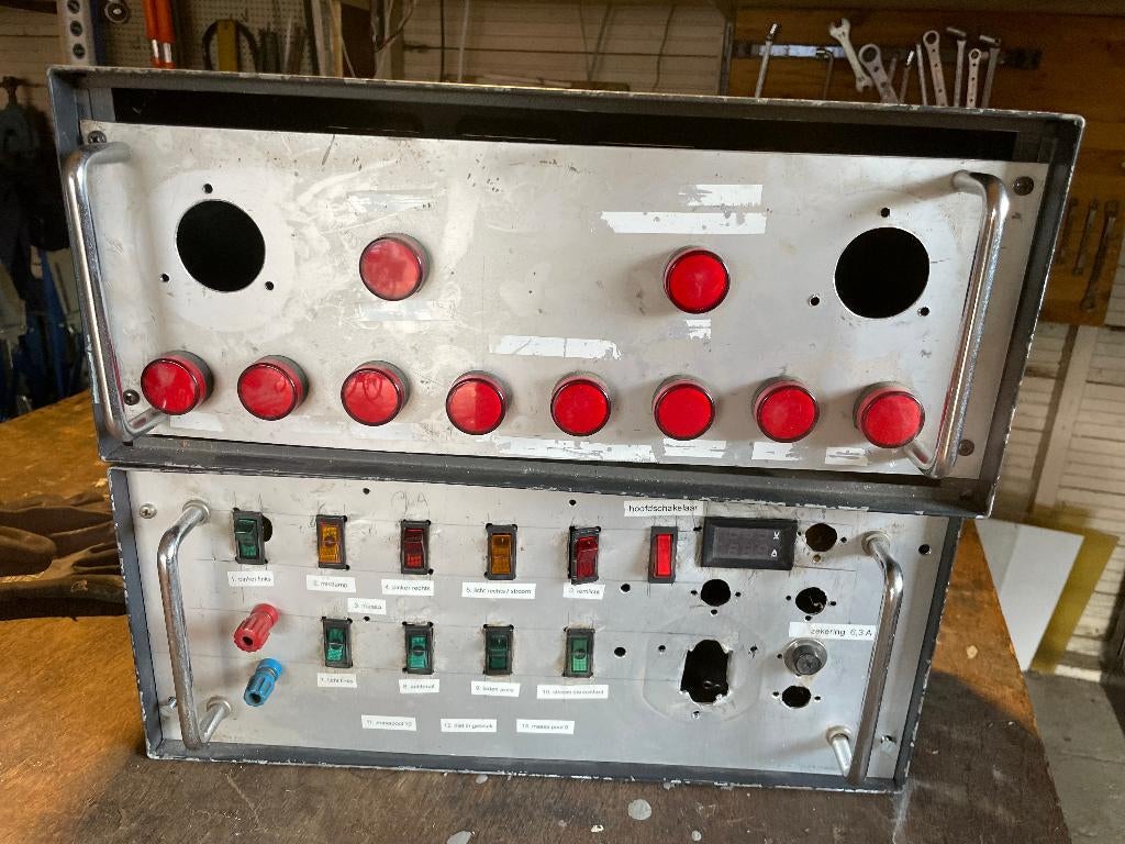 Kastjes voor elektronica, Ophalen, Gebruikt