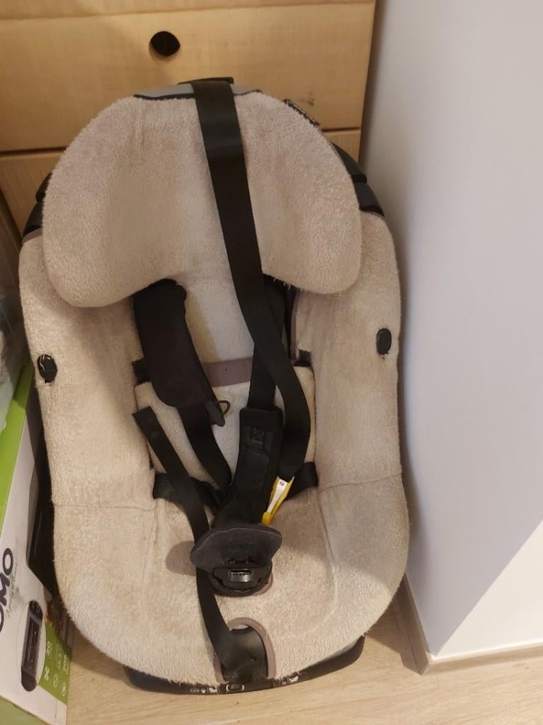 Maxi Cosi AxissFix Plus nomad black, Ophalen, Zo goed als nieuw, Isofix, Slaapstand