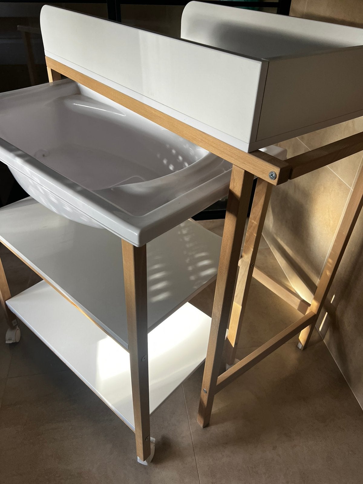 Babycommode met verzorgingstafel, Enfants & Bébés, Autres marques, Comme neuf, Enlèvement, Standard