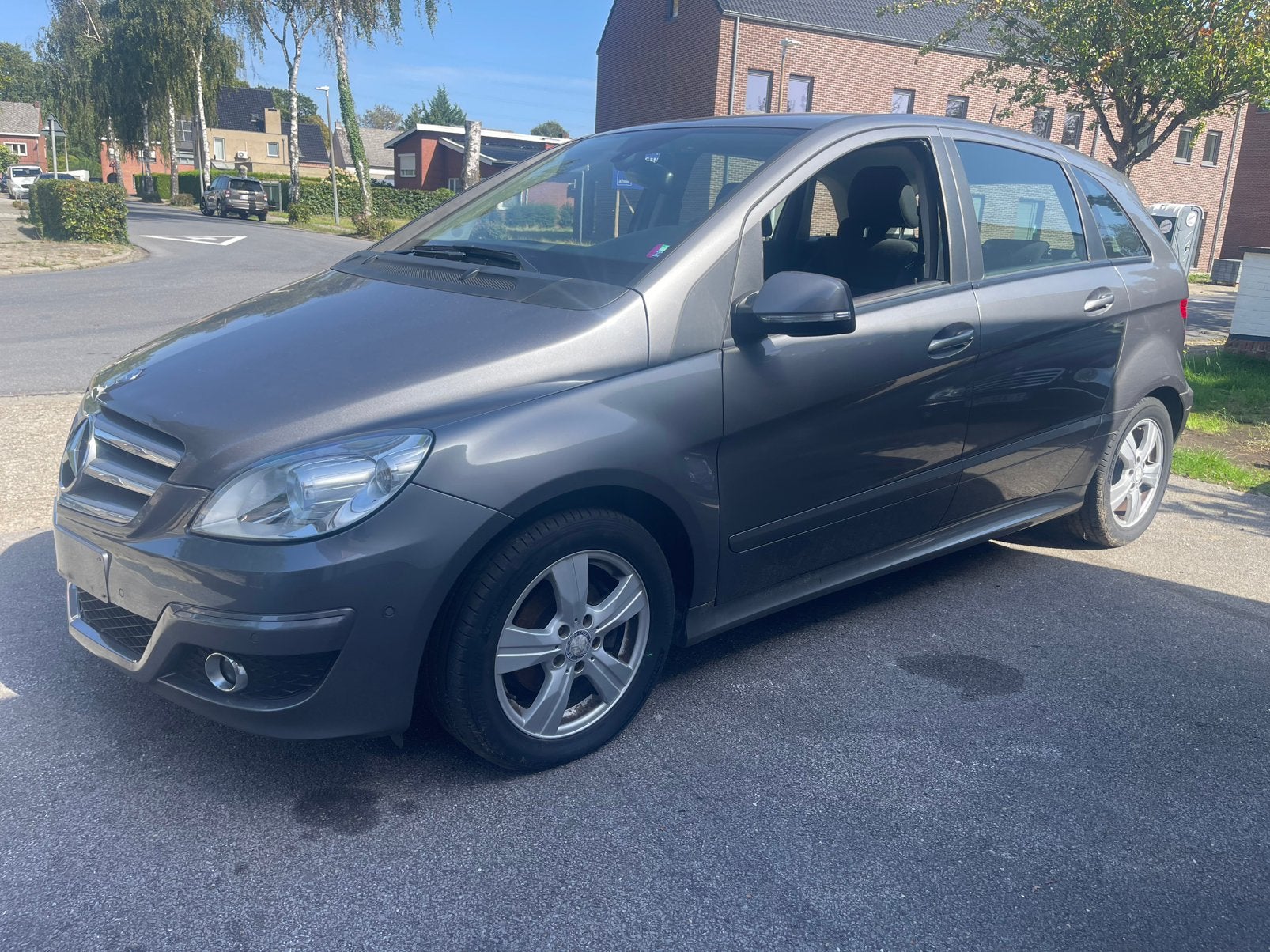 MERCEDES B170 AUTOMAAT 170dkm, Autos, Argent ou Gris, Achat, Carnet d'entretien, Automatique