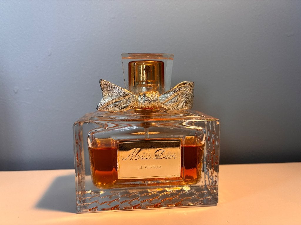 Miss Dior le parfum vintage 2012, Collections, Enlèvement ou Envoi, Utilisé, Bouteille de parfum, Plein