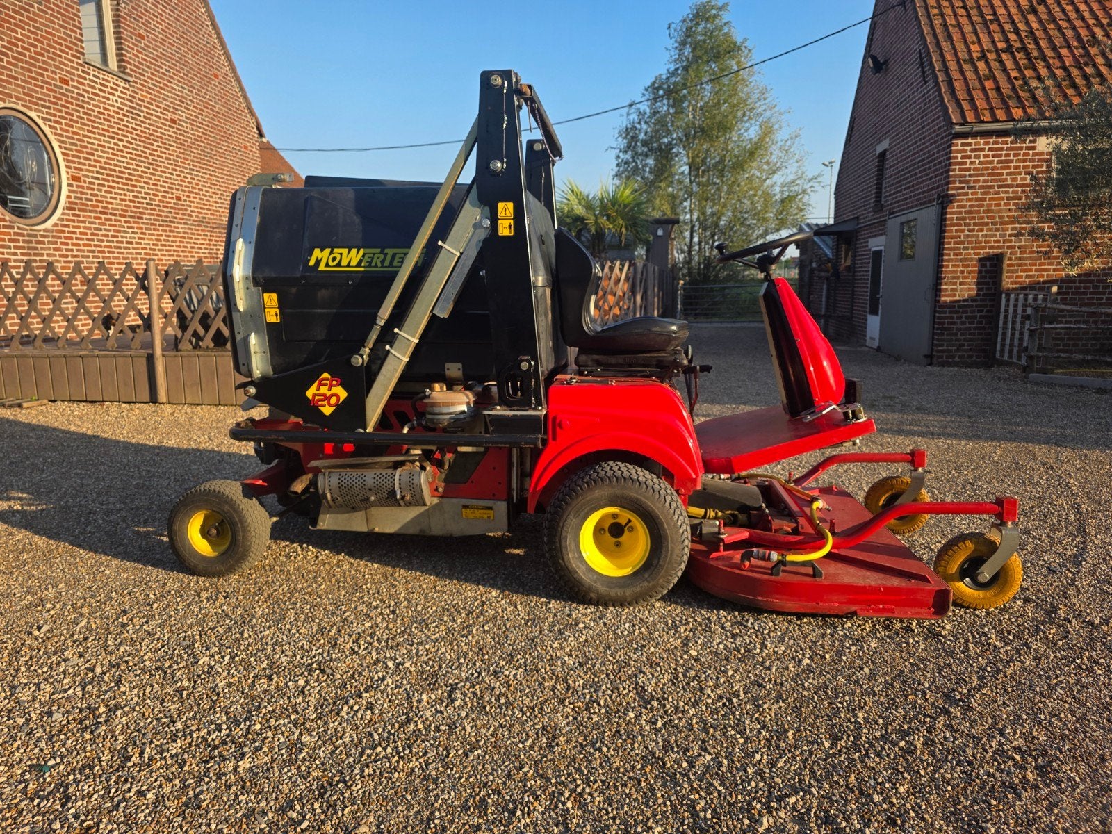 mowertech fp120 deluxe, Tuin en Terras, Zitmaaiers, Ophalen, Elektrische starter