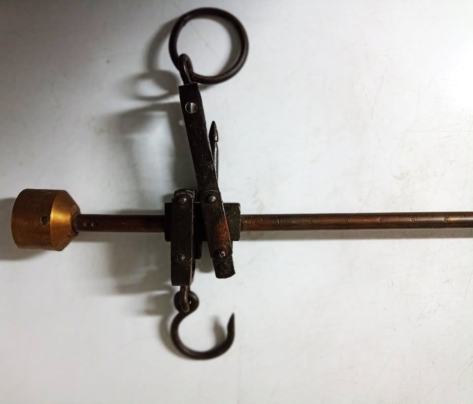 ANTIEKE BALANS WEEGSCHAAL MET SCHUIFGEWICHT., Antiek en Kunst, Antiek | Gereedschap en Instrumenten, Ophalen of Verzenden