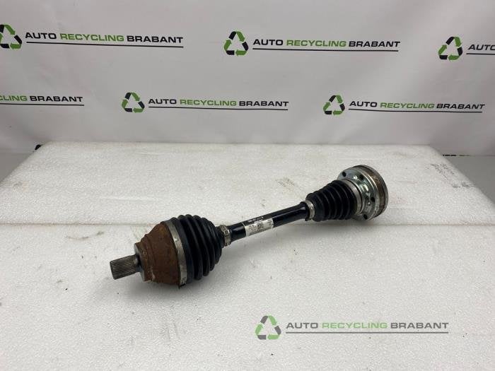 Arbre de transmission avant gauche d'un Volkswagen Tiguan, Autos : Pièces & Accessoires, -, 3 mois de garantie, Utilisé, -