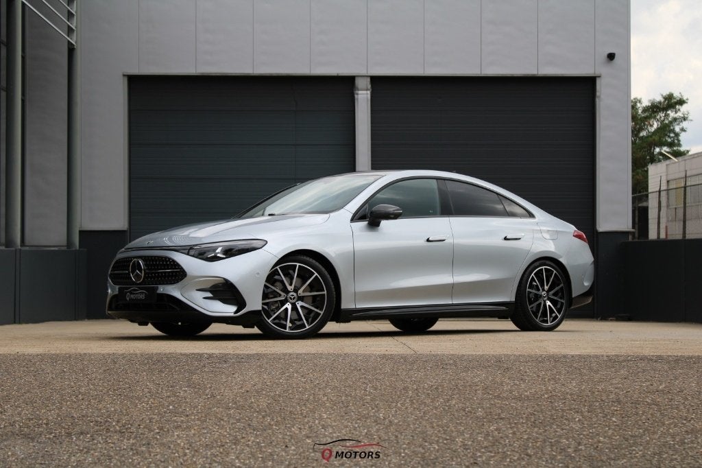 Mercedes-Benz CLA 200 AMG Line/NEW MODEL/PANO/LED/KEYL/ACC/, Autos, Mercedes-Benz, Achat, Entreprise, Garantie prolongée, Entretenue par le concessionnaire