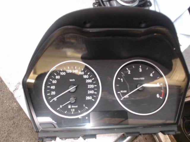 Compteur  BMW F20 2011-2015 62109277542 (557), Enlèvement, Utilisé, BMW