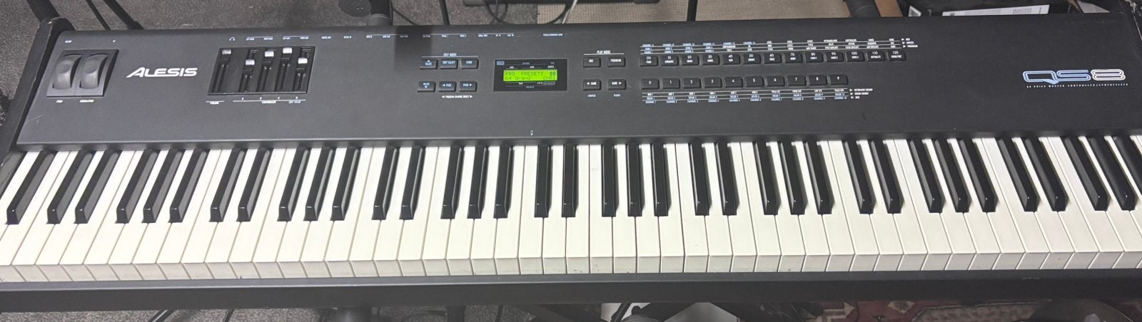 Alesis QS8 Workstation met iconische klanken, Muziek en Instrumenten, Synthesizers, Gebruikt, Ophalen