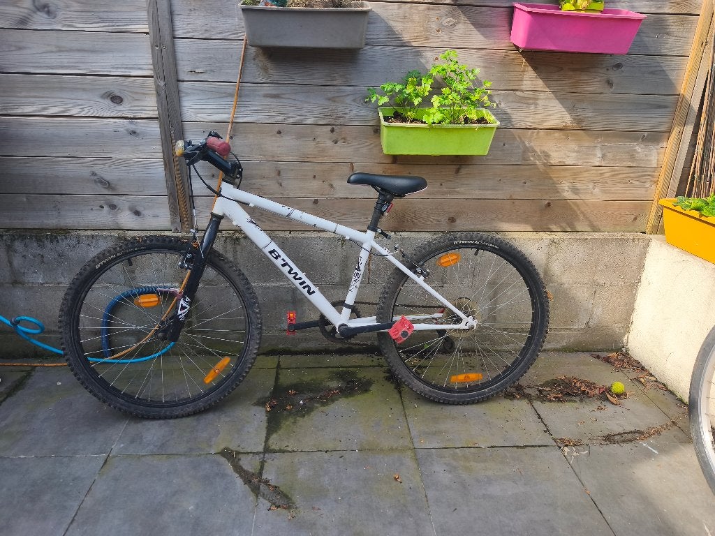 A donner velo enfant, Vélos & Vélomoteurs, Autres marques, Vitesses, Frein sur jante, Enlèvement