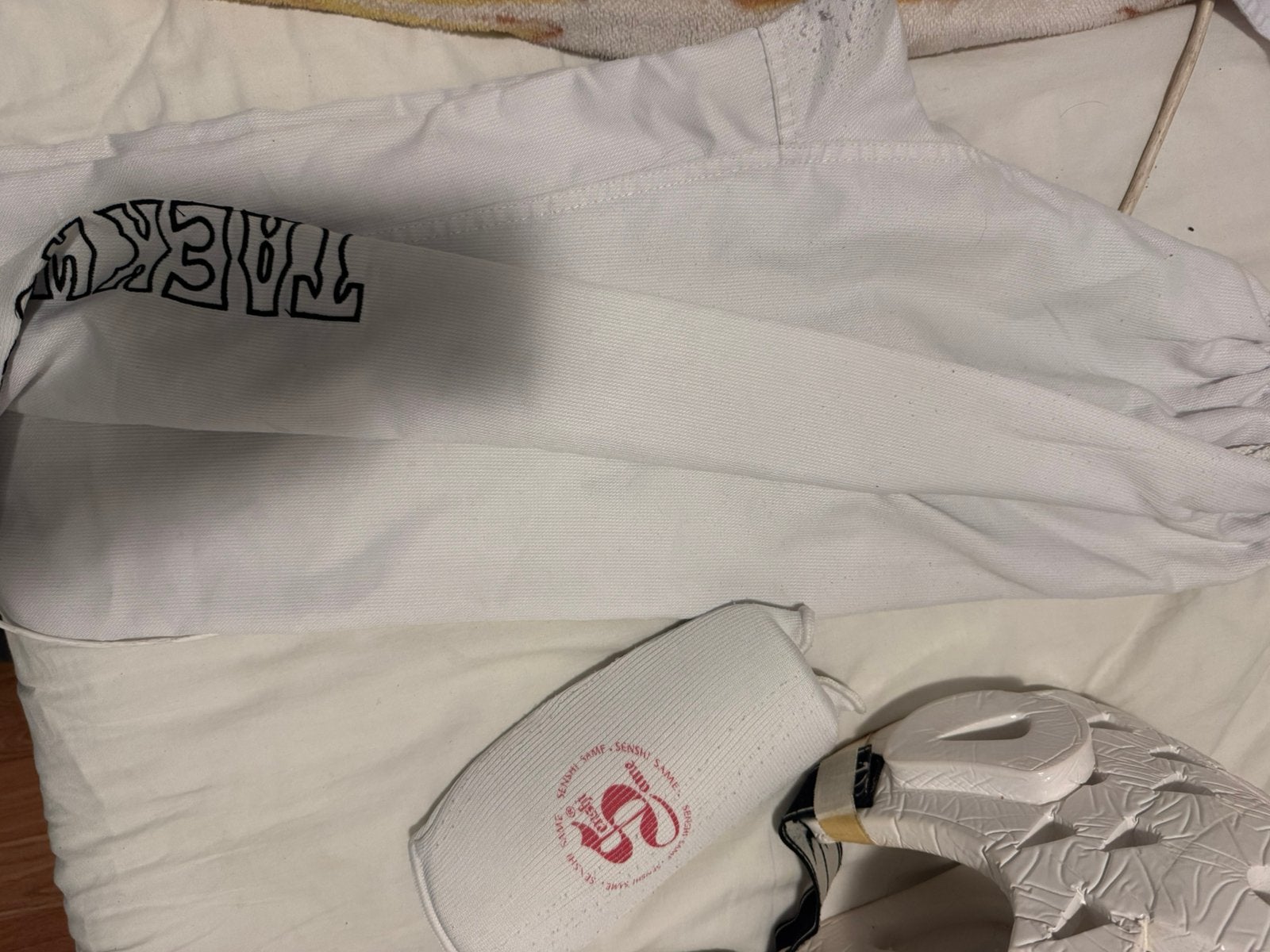 Vêtements taekwondo, Comme neuf, Enlèvement, Blanc, Taille 46 (S) ou plus petite