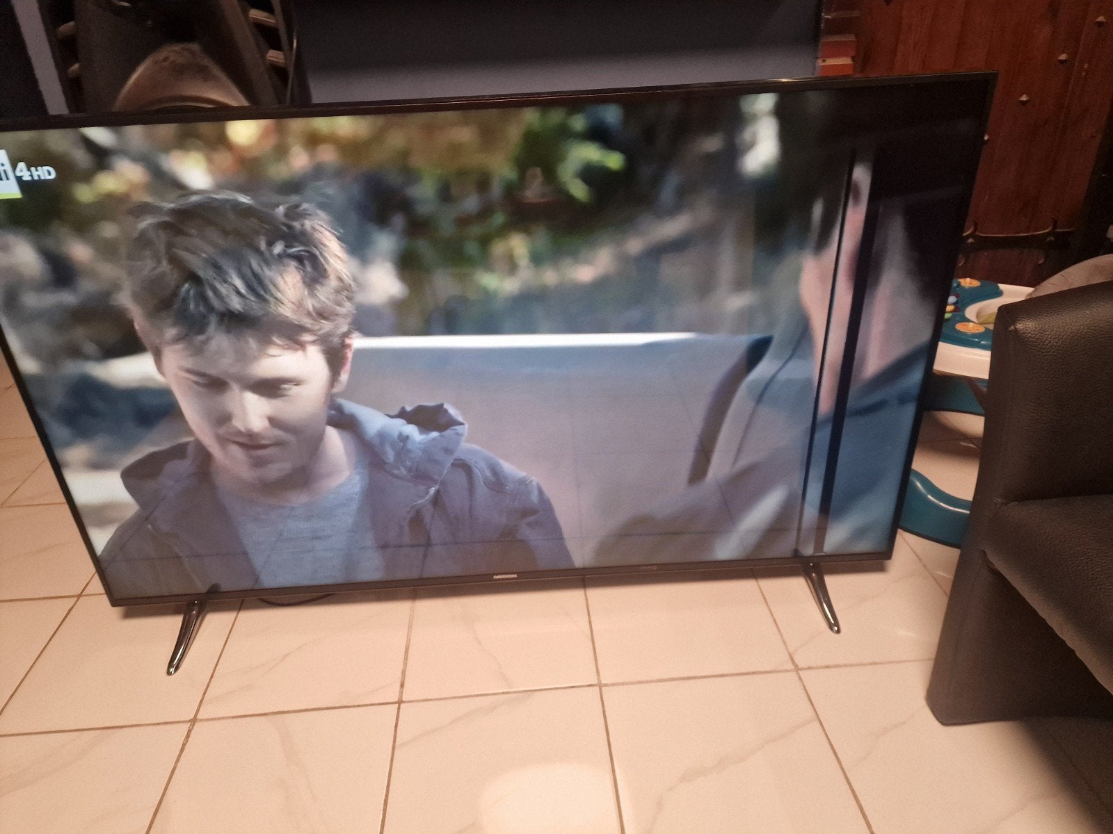 tv smart led Medion 165cm fonctionne bien lire anonce, Ophalen, Gebruikt, Tv