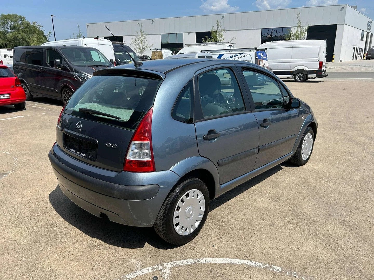 Citroën C3 1.1i Furio nette wagen zeer nette wagen word gek, Stof, Gebruikt, 4 cilinders, https://public.car-pass.be/vhr/ab84a844-f1c3-44db-8369-720e958fd503