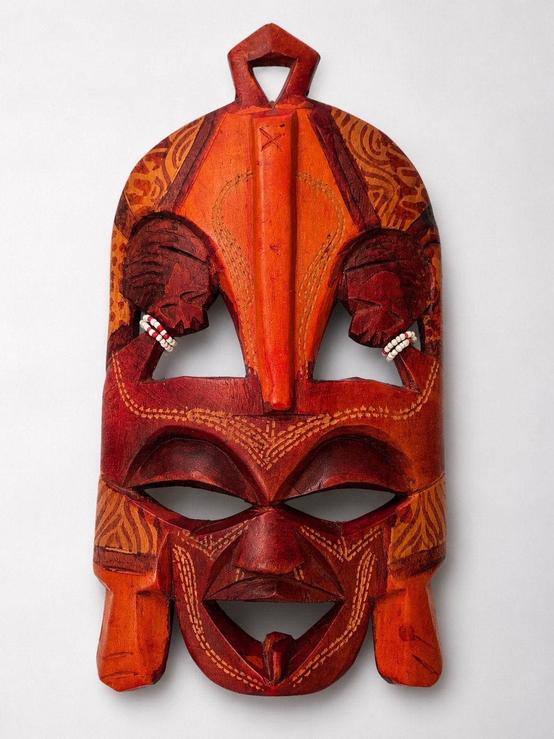 Houten decoratief masker – handgesneden Afrikaans masker, Hout, Reliëf, Bruin, Masker