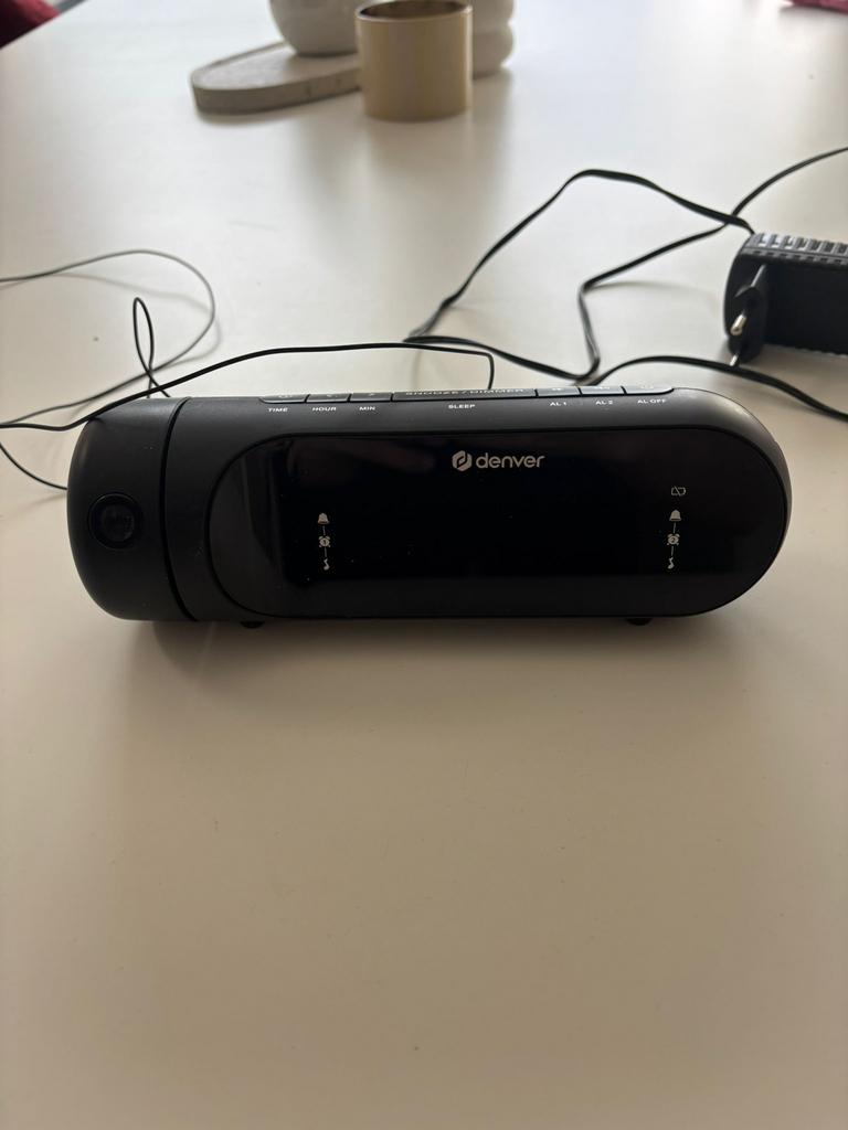 Denver klok radio, Ophalen, Zo goed als nieuw