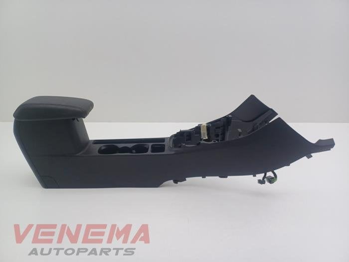 Console centrale d'un Ford Fiesta, -, 3 mois de garantie, -, -