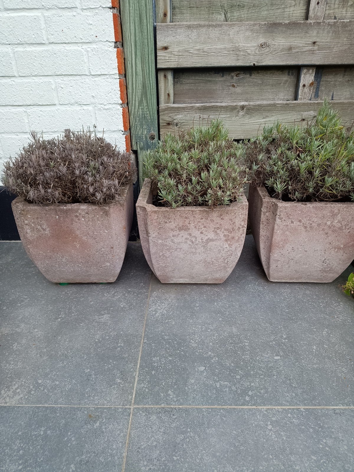 3 bloempotten voor tuin of terras, Vierkant, Zo goed als nieuw, Minder dan 40 cm, Terracotta