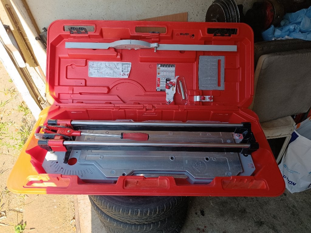 RUBI TX 700 + RUBI DU-200-L-BL Tegelsnijder, Ophalen, Zo goed als nieuw, Snijgereedschap, Rubi