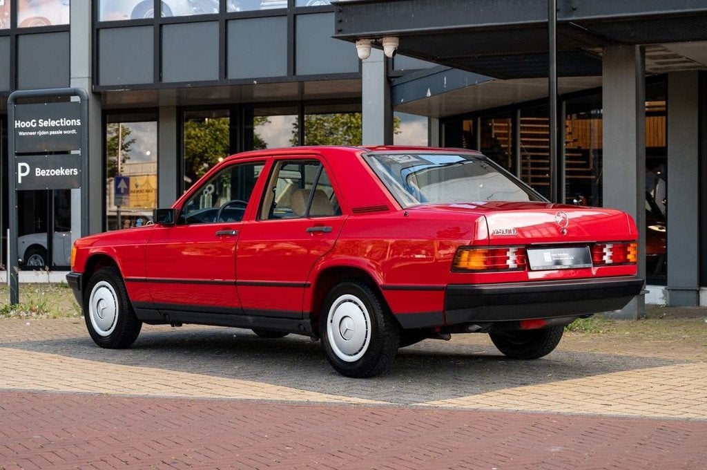 Mercedes-Benz 190 190 D (automatique), Rouge, Achat, Entreprise, Mercedes-Benz