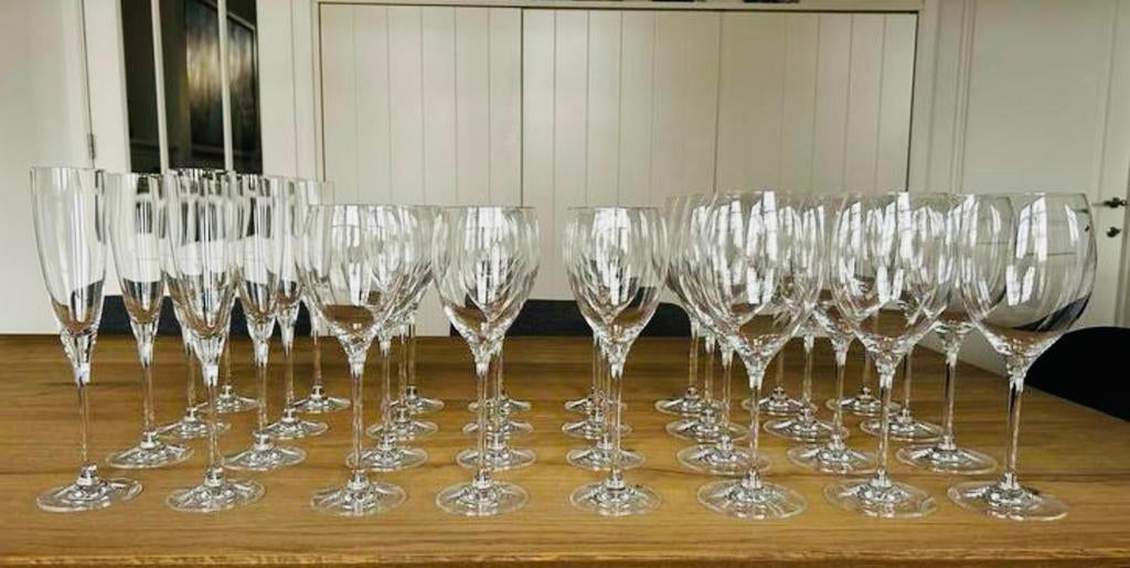 Set champagne, rode en witte wijnglazen, Huis en Inrichting, Keuken | Servies, Ophalen, Zo goed als nieuw