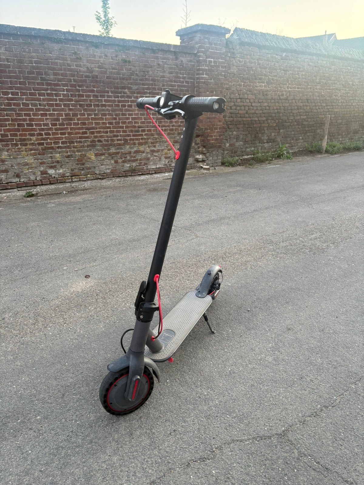 Étape Aovopro, Vélos & Vélomoteurs, Trottinettes, Enlèvement, Comme neuf, Step simple