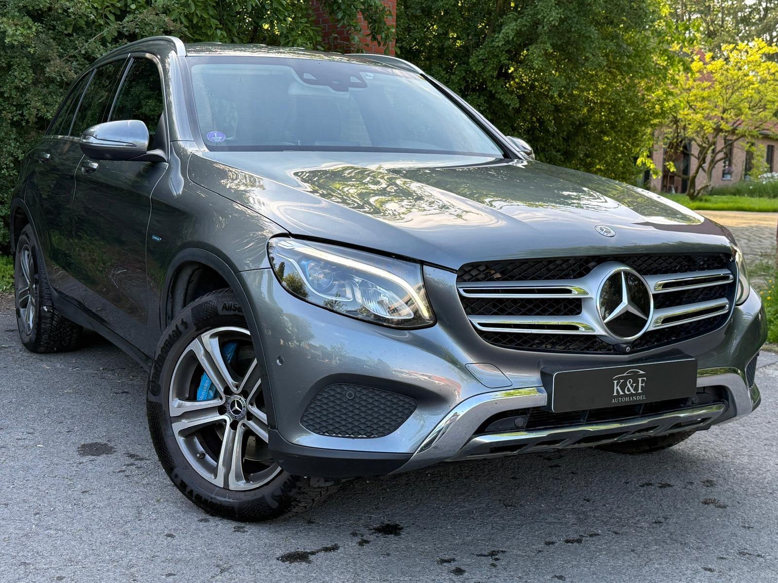 Mercedes-Benz GLC 350e 4MATIC AMG Line, Auto's, Automaat, 4 cilinders, 2000 kg, Leder en Stof