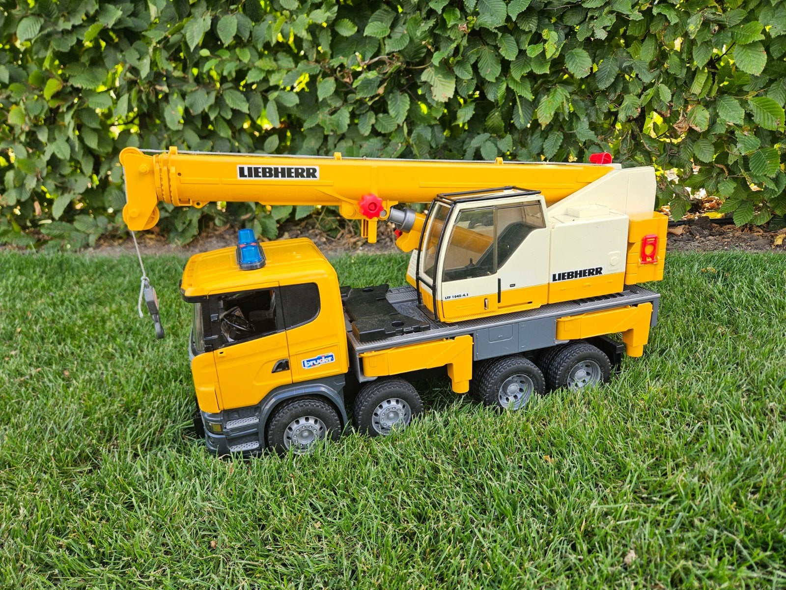 Bruder Kraanwagen, Ophalen