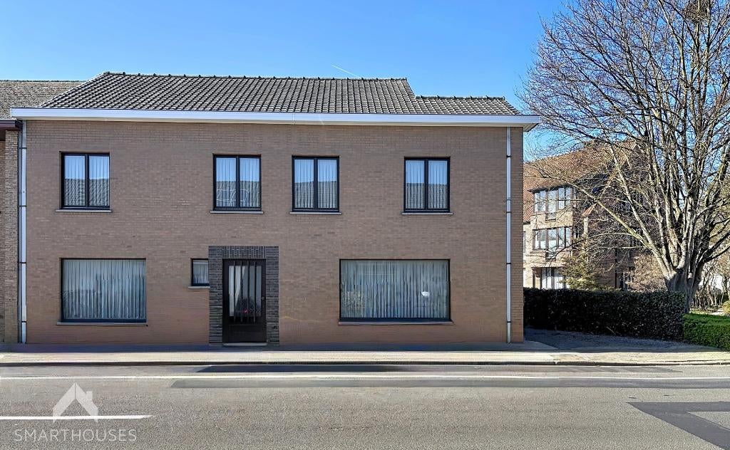 een ruime hoekwoning met veel potentieel te tielt, Immo, Province de Flandre-Occidentale, 500 à 1000 m², Tielt, 5 pièces