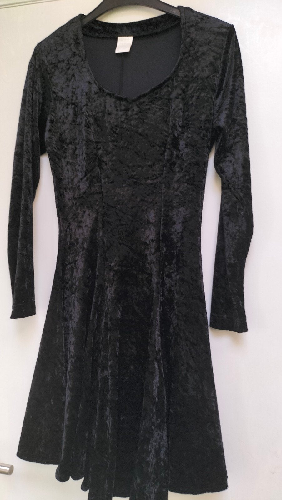 Mooi zwart floeren kleedje 34, Vêtements | Femmes, Enlèvement ou Envoi, Noir