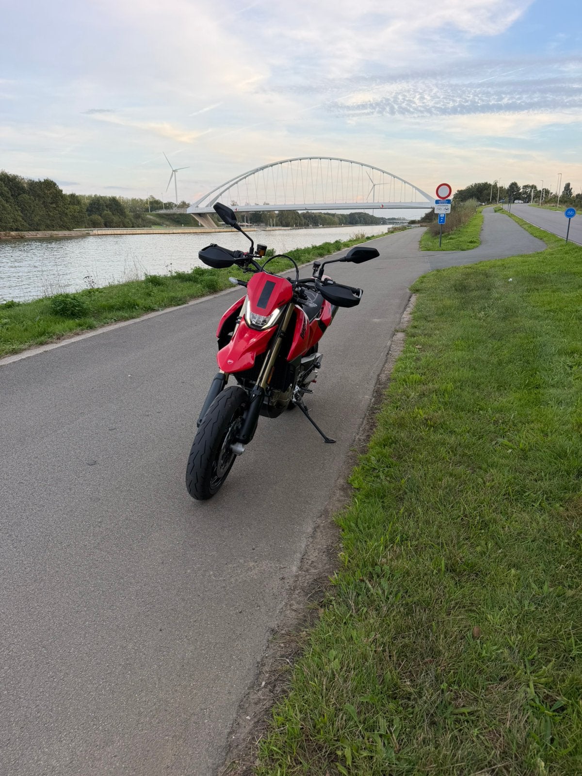 Ducati 698 hypermotard, Motoren, Motorrijbewijs A, Gebruikt, Particulier, Handgeschakeld