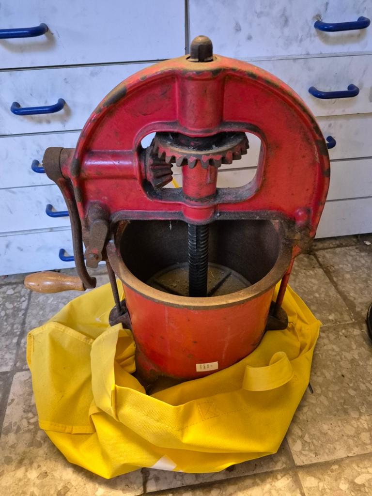 Machine Voor Te Persen Met De Hand, Zakelijke goederen, Ophalen