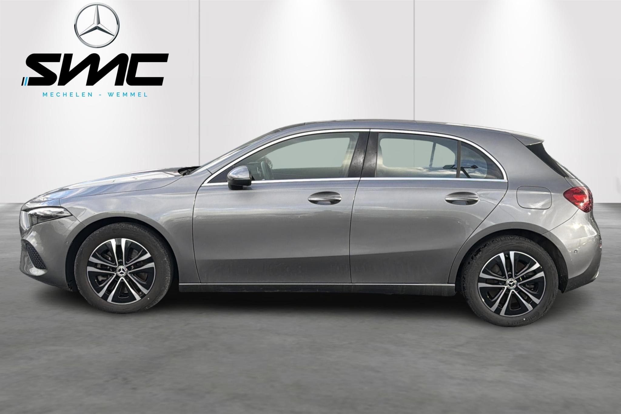 Mercedes-Benz A-klasse A 250 e Business Line ! Toit ouvrant, Autos, Achat, 16 kWh, Hybride rechargeable, Noir