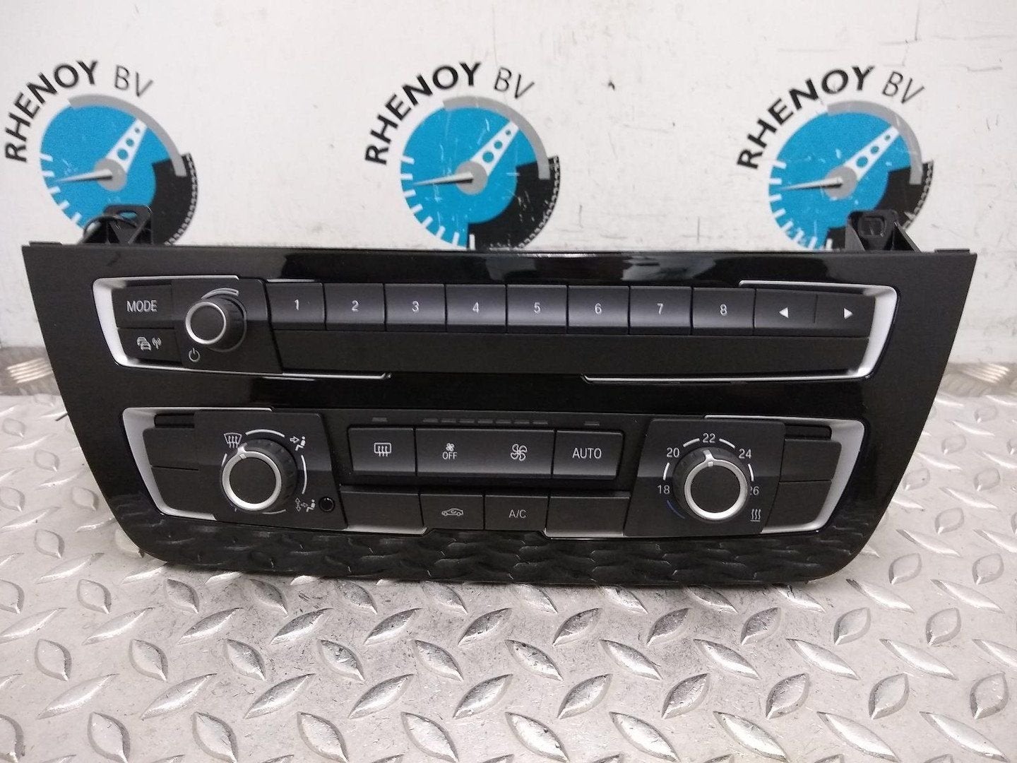 BMW 2 SERIES KACHEL BEDIENINGSPANEEL 9384046, 64119384046, 2, Ophalen of Verzenden, Gebruikt, ARN erkend