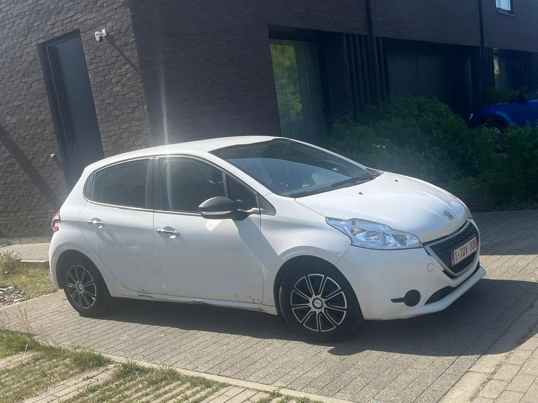 Peugeot 208 - 1.4 diesel - 2012, Auto's, Euro 5, Diesel, Particulier, Te koop