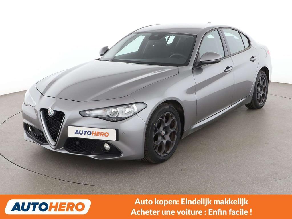 Alfa Romeo Giulia 2.2 JTDM Basis, 100 kW, Argent ou Gris, Achat, 4 portes