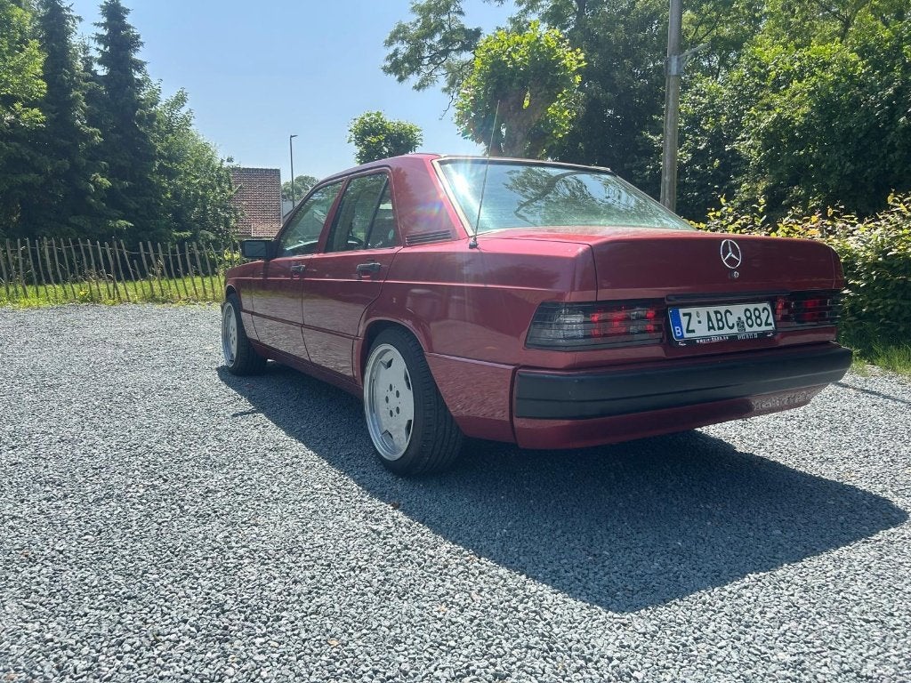 Mercedes-Benz 190E 2.3 Sportline Automat Parfait état alu17', Auto's, Automaat, Beige, 4 cilinders, 2299 cc