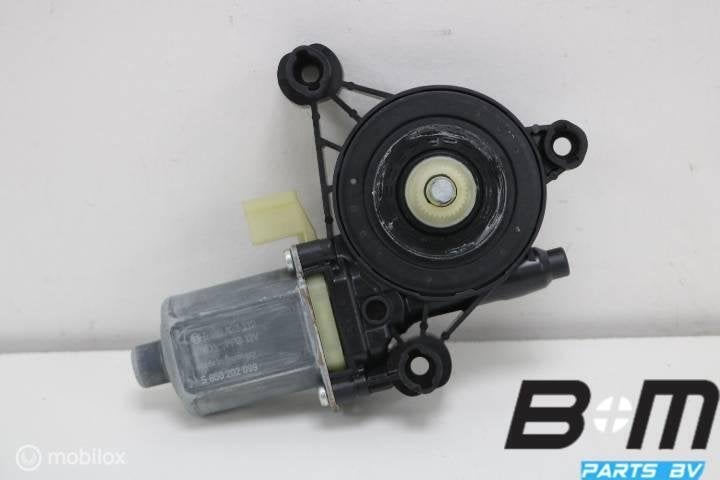 Raammotor rechtsvoor Audi A3 8V 5Q0959801B, Utilisé