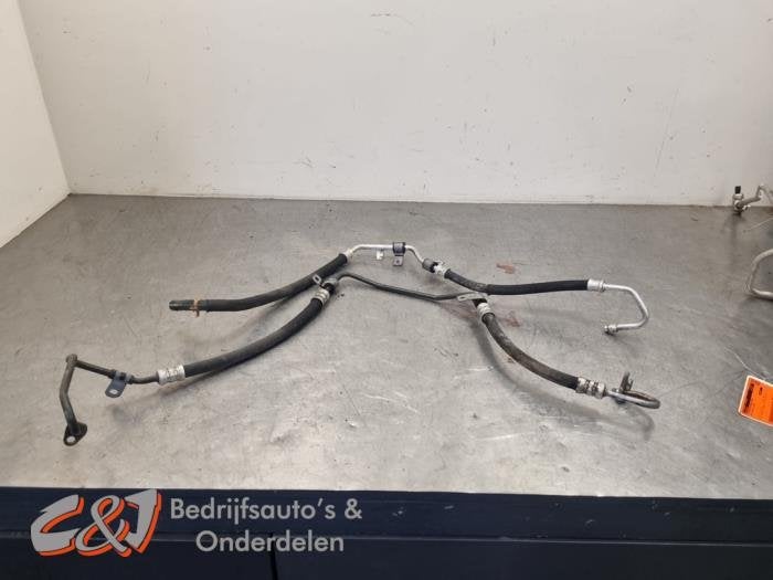Conduit direction assistée d'un Opel Vivaro, Autos : Pièces & Accessoires, -, Opel, 3 mois de garantie, Utilisé