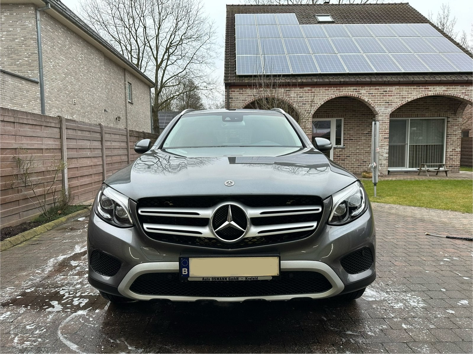 Mercedes GLC 350e 4 matic (benzine/elektrisch), Auto's, Automaat, GLC, Grijs, Particulier