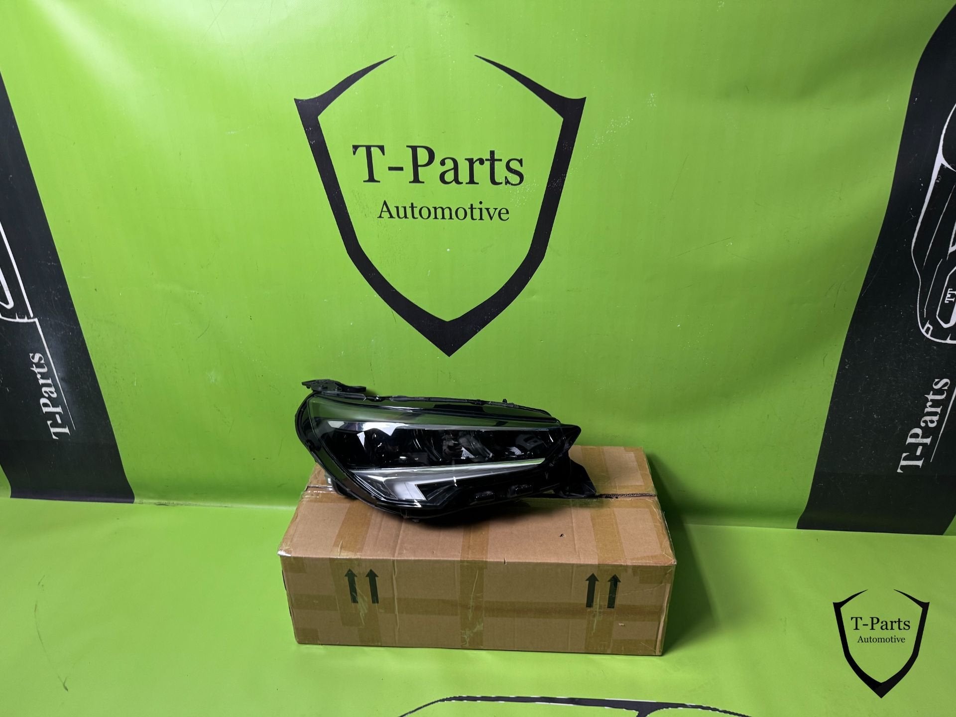 opel corsa F koplamp rechts lamp 39162654, Gebruikt, Opel Automobile GmbH, Kontakt@opel-infoservice.de, Opel