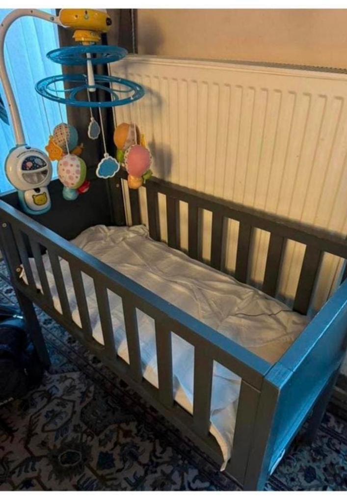 Lit bebe, Enfants & Bébés, Berceaux & Lits, Enlèvement ou Envoi, Comme neuf, Lit