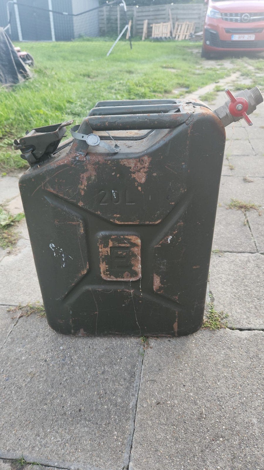 jerrycan, Motos, Enlèvement