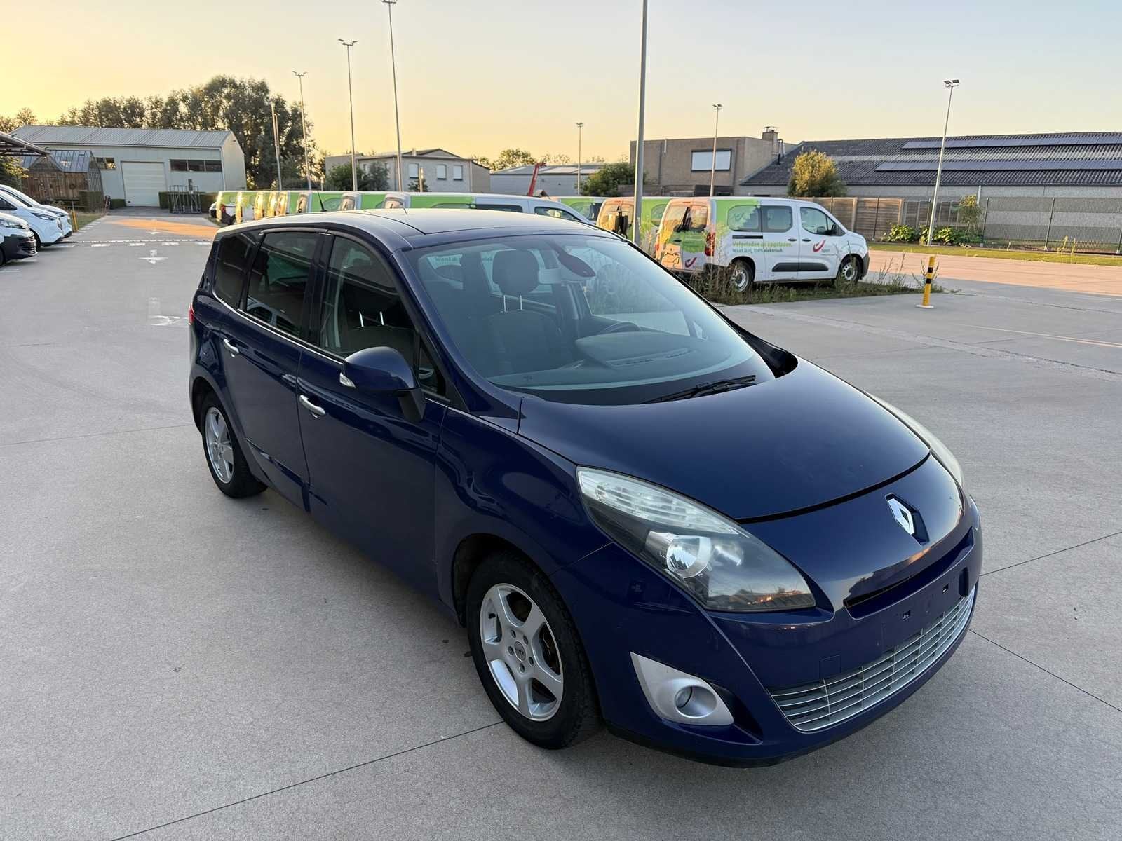 RENAULT - 2010 - MÉGANE - SCÉNIQUE - Voiture, Autos, Euro 5, Achat, Entreprise, Boîte manuelle