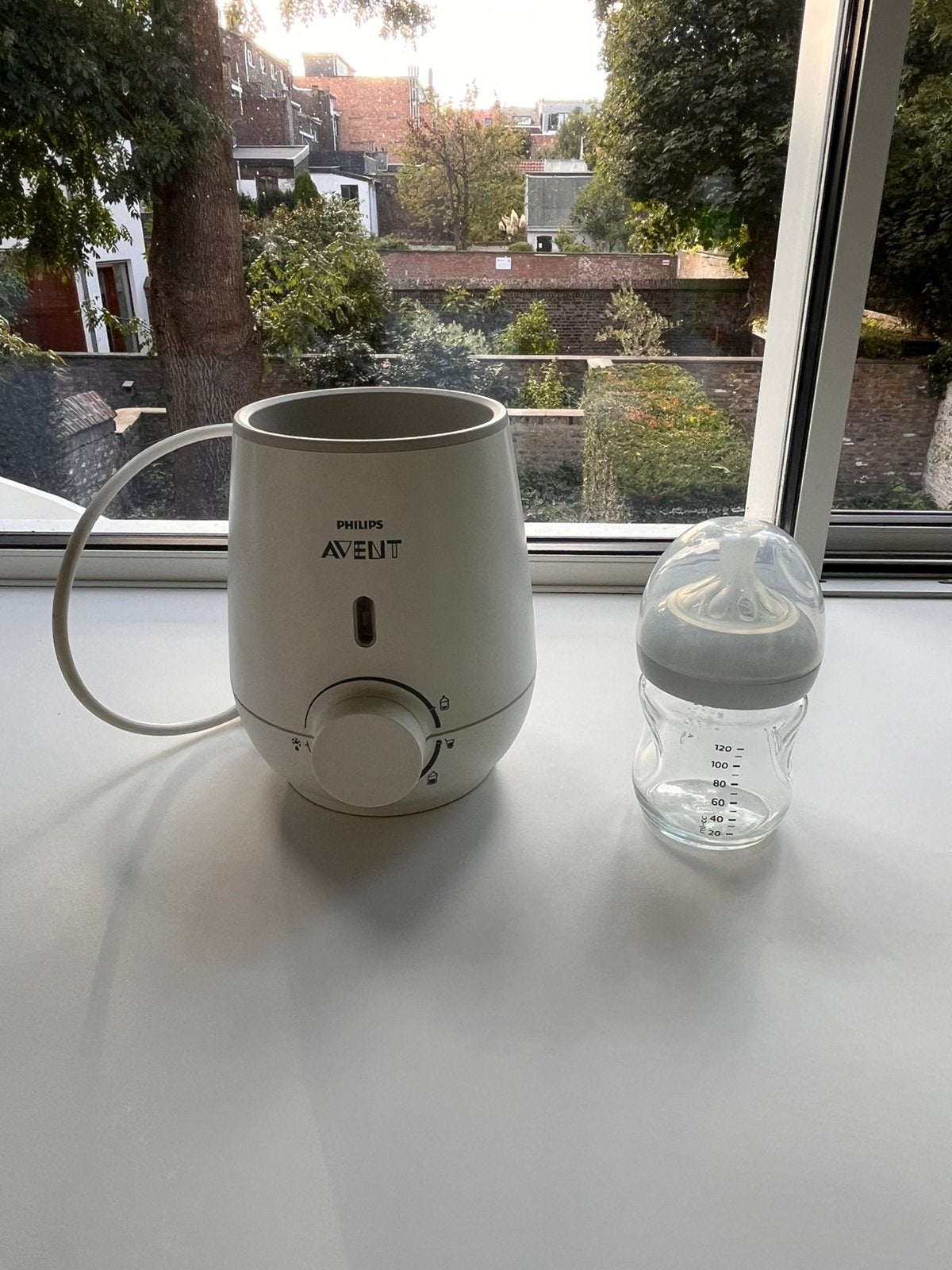 Chauffe biberon philips avent avec biberon en verre, Enfants & Bébés, Enlèvement, Philips Avent, Comme neuf, Automatique