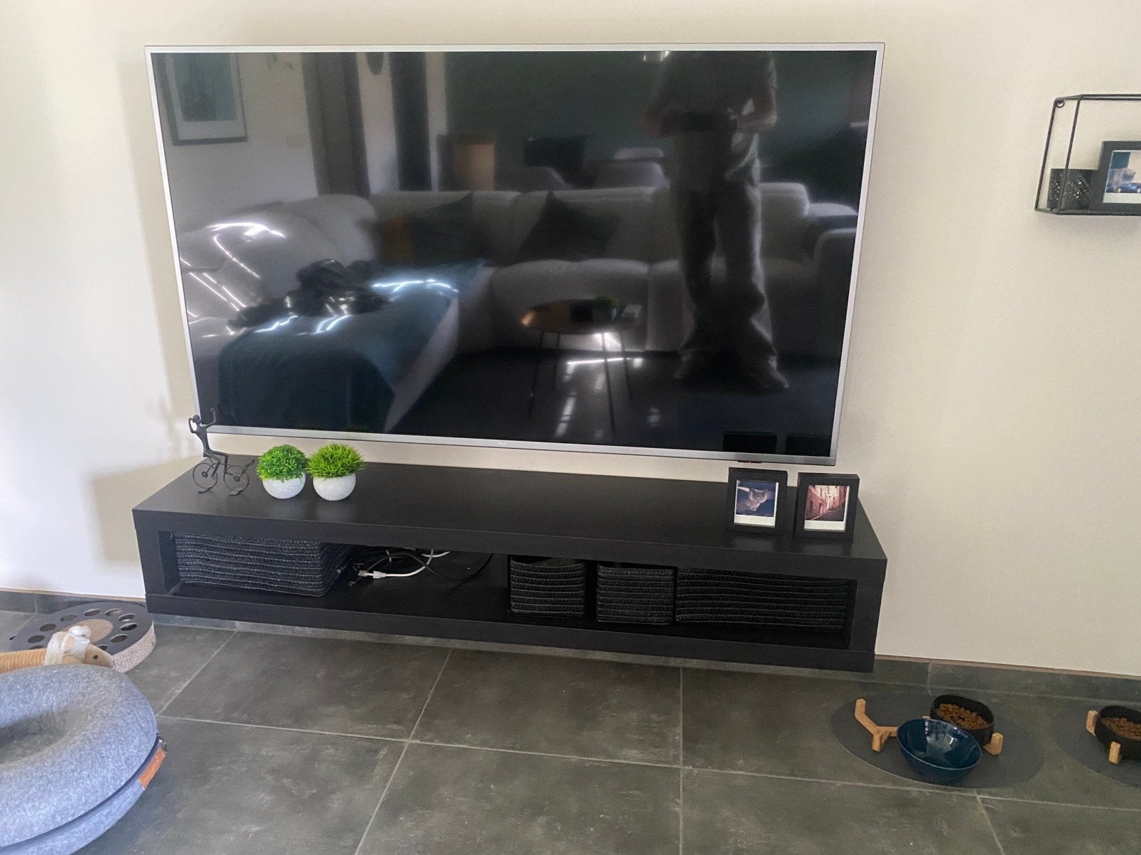 TV hangkast, Ophalen, Zo goed als nieuw