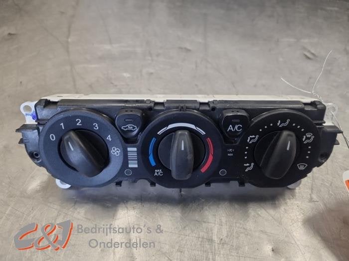 Airco bedieningspaneel van een Ford Transit Custom, Gebruikt, -, -, Ophalen of Verzenden