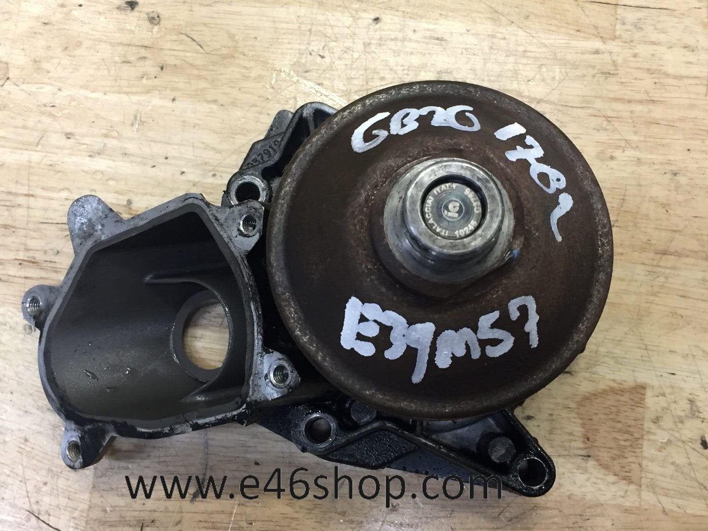 Waterpomp BMW 6 cilinder diesel motor, Gebruikt, -, -, Ophalen of Verzenden