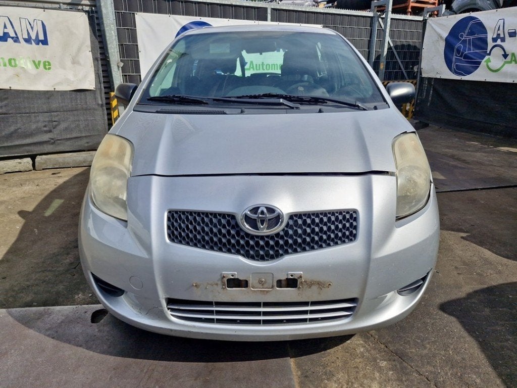 CAPOT Toyota Yaris II (P9) (01-2005/12-2014) (|533010D080|), Utilisé, Toyota, Capot moteur